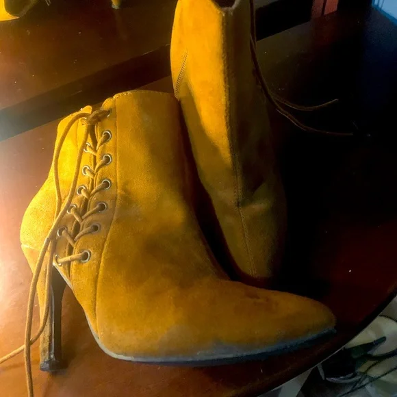 Swede booties - Picture 4 of 4